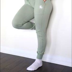 First Health Apparel Joggers - S